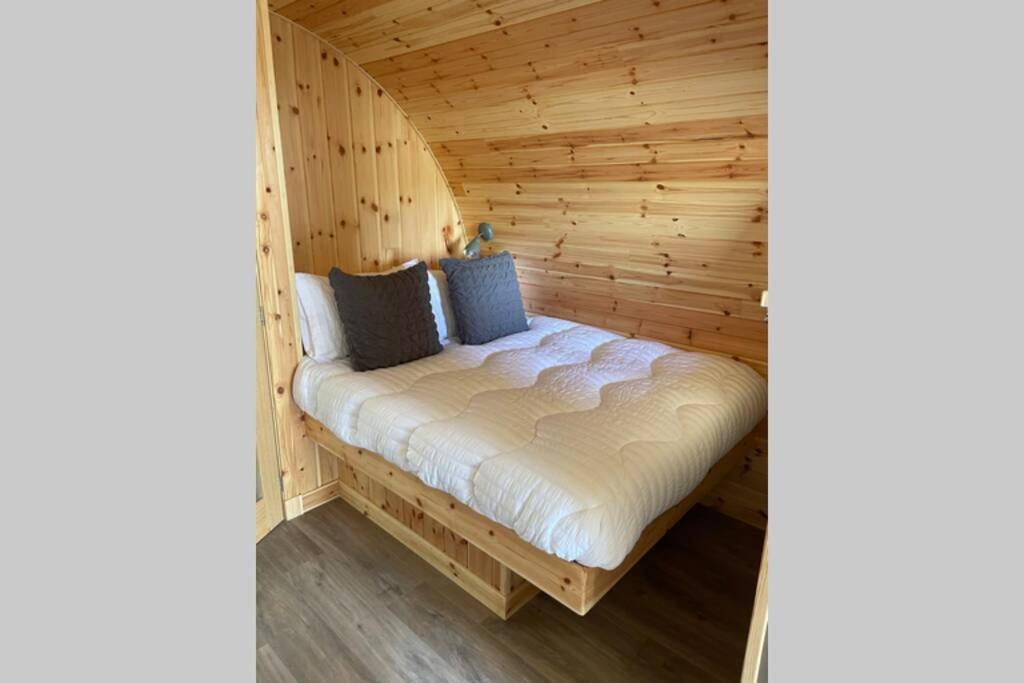 Allt Yelkie Pod Tri, Earlish Luaran gambar
