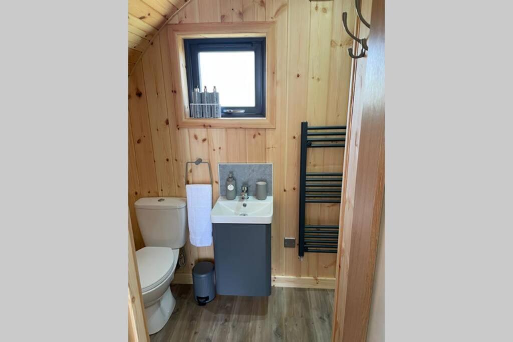 Allt Yelkie Pod Tri, Earlish Luaran gambar